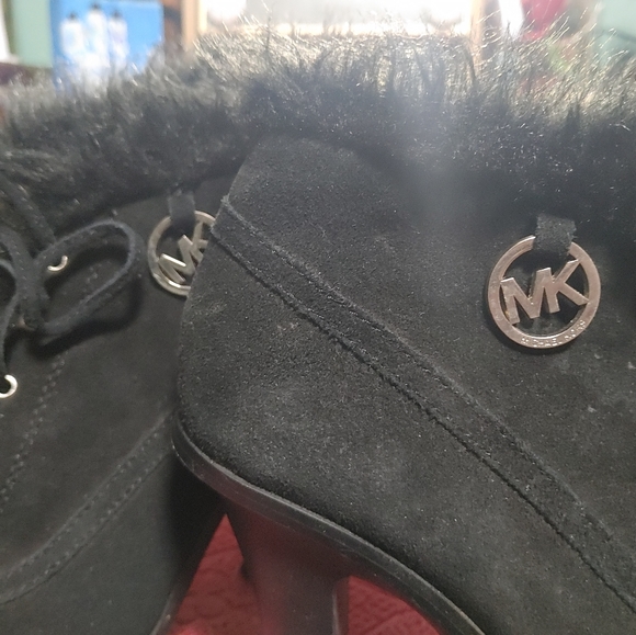 Michael Kors Heel Ankle Boots - Picture 5 of 5